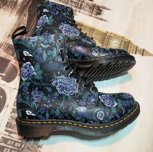 Dr Martens 1460 Pascal Mystic Floral Lace Up Leather Boots Women's Size 11 New